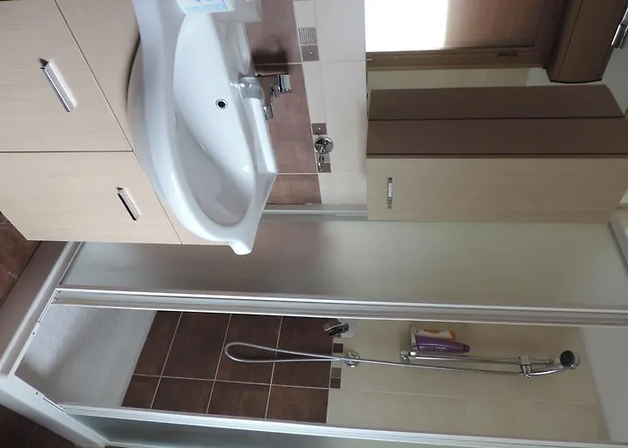 住宿加早餐酒店 吉拉索乐il早餐加住宿酒店 3*