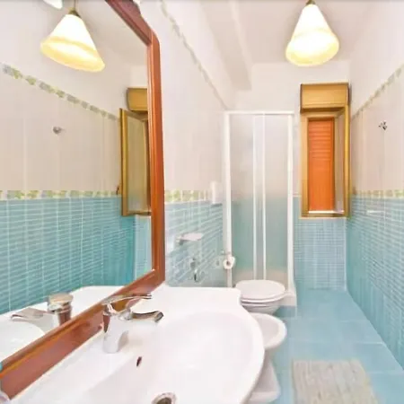 Il Girasole فندق مبيت وإفطار مونديلّو