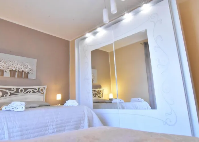 Il Girasole 3* Монделло